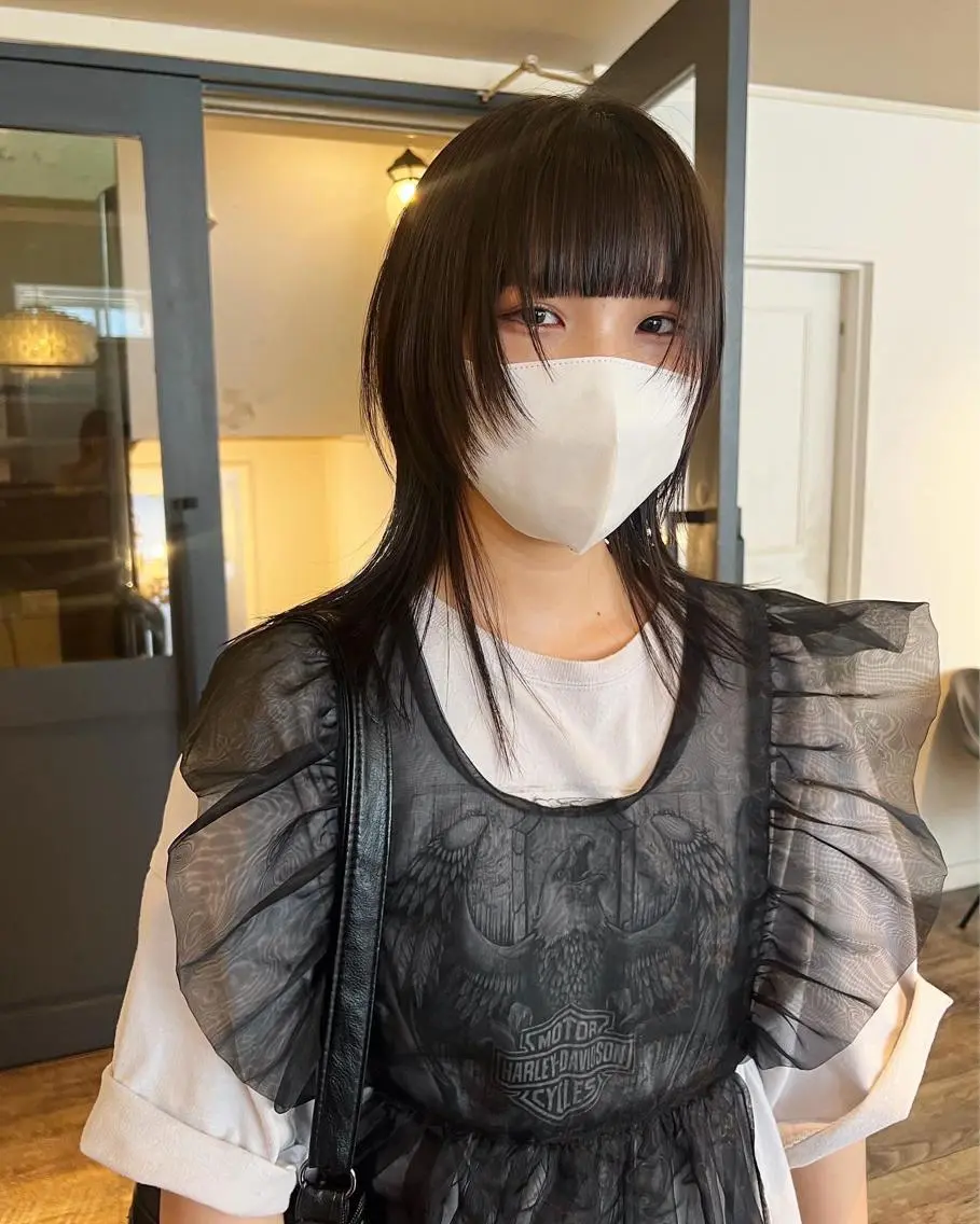 ミディアム カラー パーマ ヘアアレンジ メンズ キッズ ネイル マツエク・マツパ アイブロウ メンズウルフカット ウルフカット ウルフレイヤーカット /チヒロのヘアスタイル