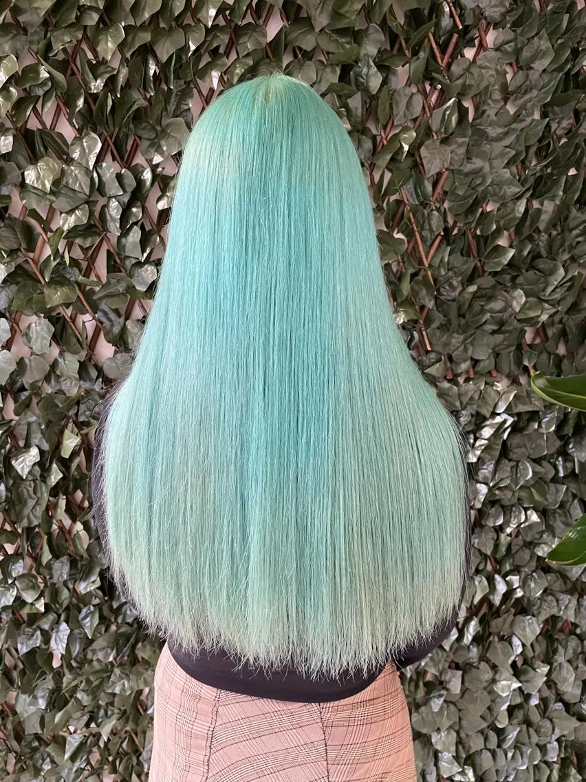 ロング カラー ブリーチ ミント ミントグリーン カット トリートメント 🫧富田 苑実🫧のヘアスタイル