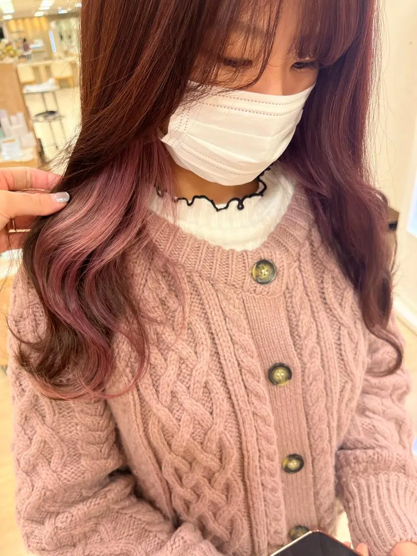 セミロング カラー 暖色/ブリーチカラー 🎀 M i k uのヘアスタイル