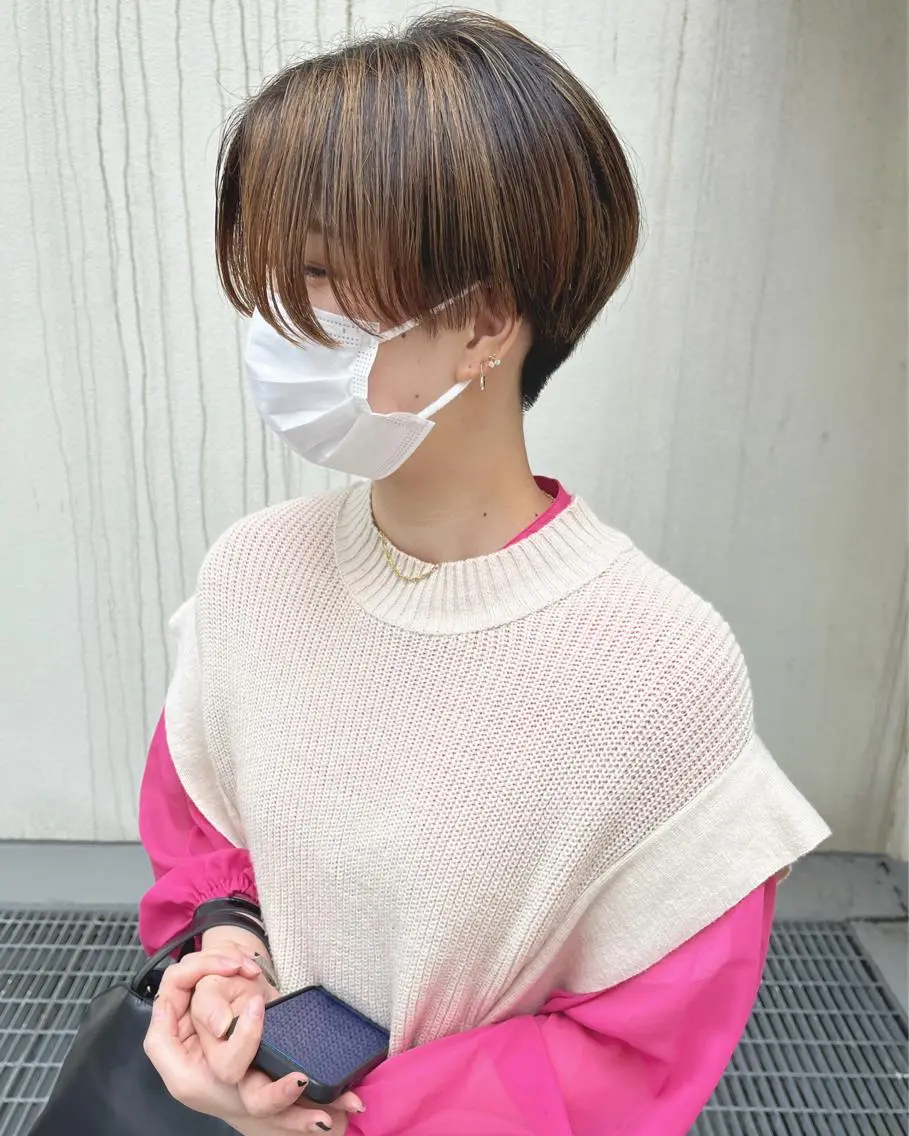 ショート カラー ハイトーン/ショート 村上淳乃🐥のヘアスタイル