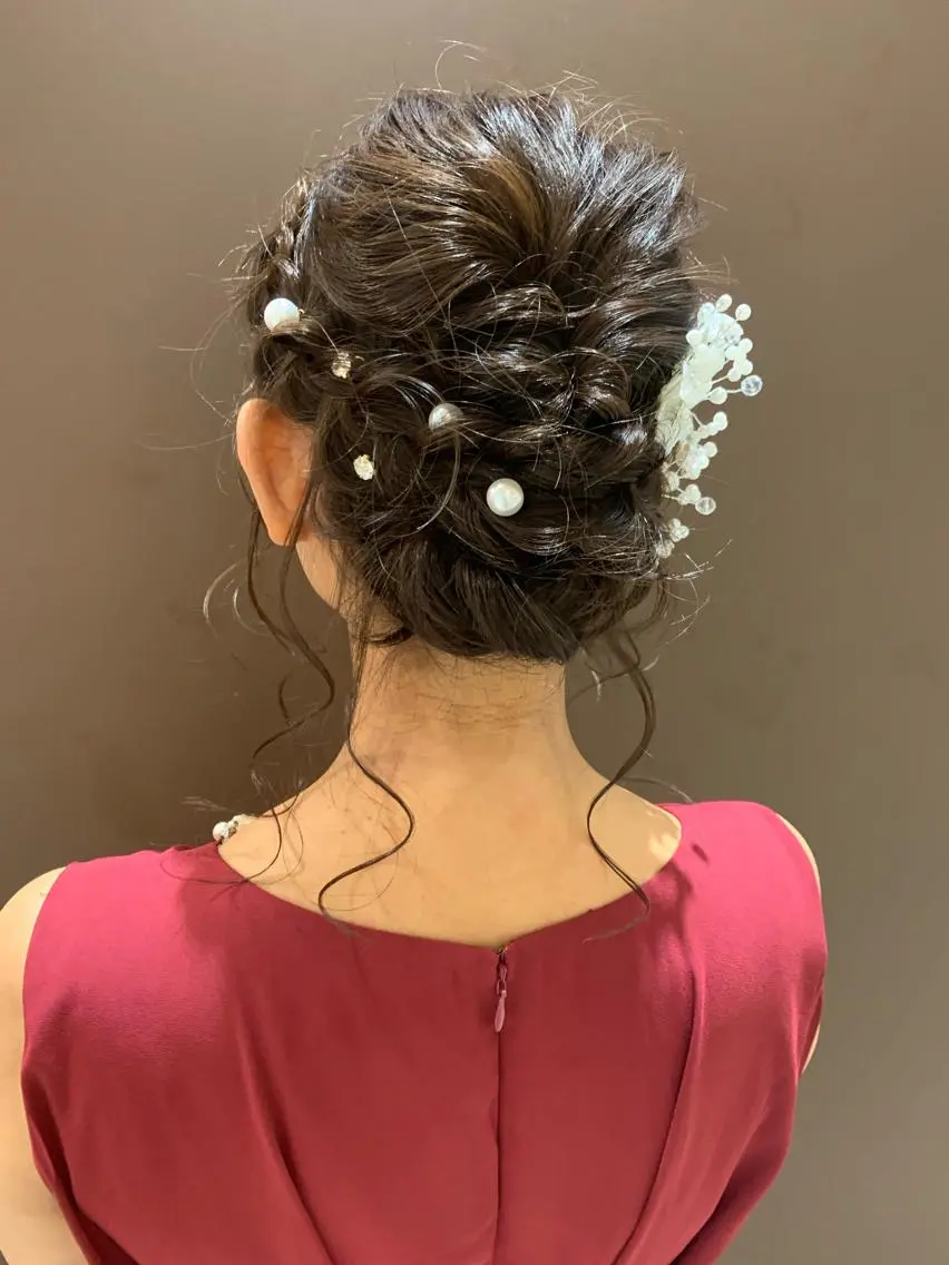 ミディアム カラー ヘアアレンジ ヘアセット きむえり/髪質改善 /うねり広がり改善のヘアスタイル