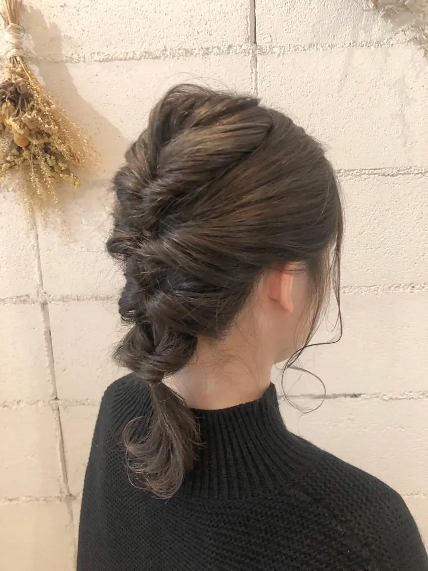 ミディアム カラー ひろせ かなのヘアスタイル