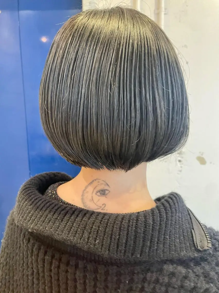 ショート カラー ブリーチ ブリーチなしカラー レイヤー/似合わせ TAKUYAのヘアスタイル
