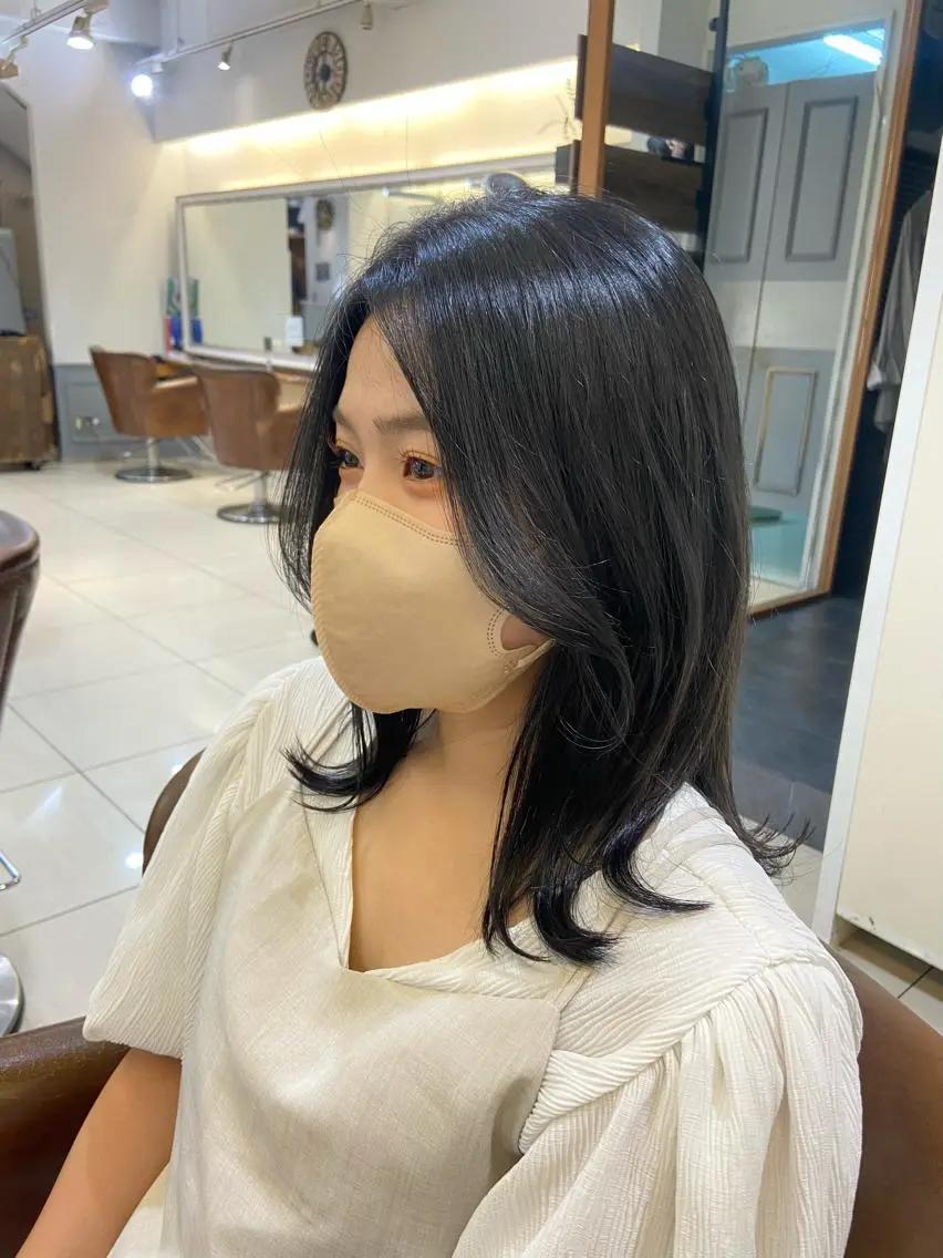 ミディアム カラー アッシュ アッシュグレー 透明感カラー カット ヘアカラー 🫧 nanaco🫧のヘアスタイル