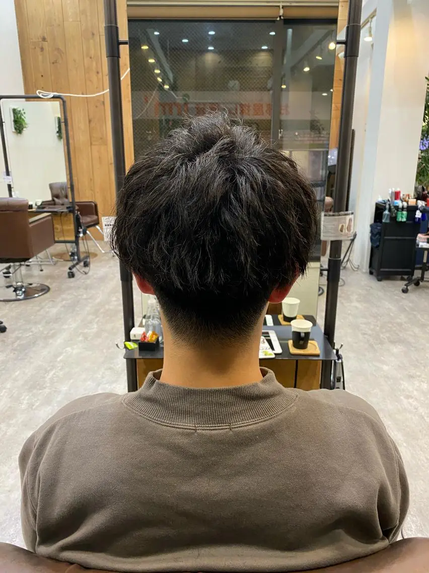 ショート パーマ メンズ 🟢NEGi🟣 🫧髪質改善のヘアスタイル