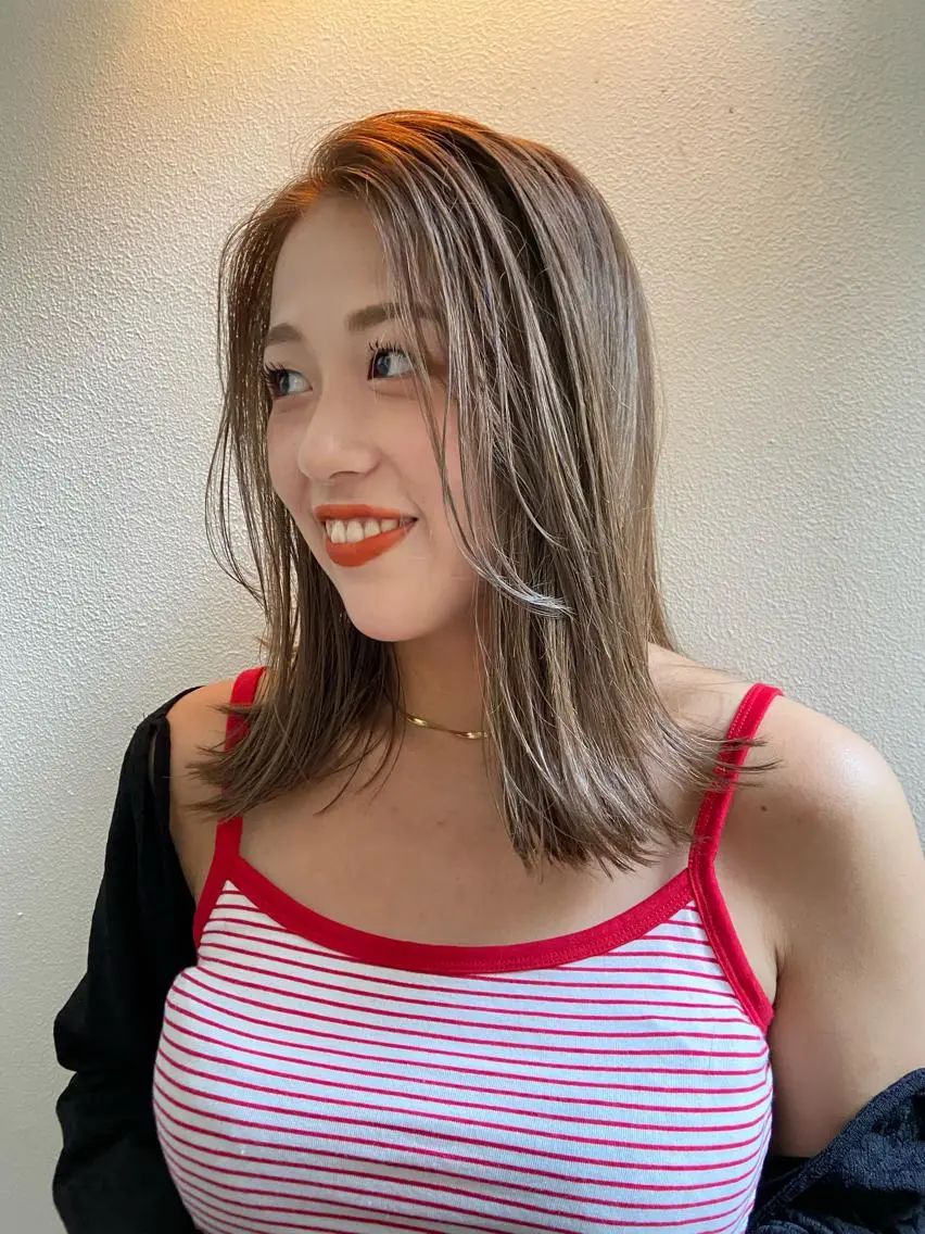 ミディアム ボブ/透明感カラー 🧸YUI❤️のヘアスタイル