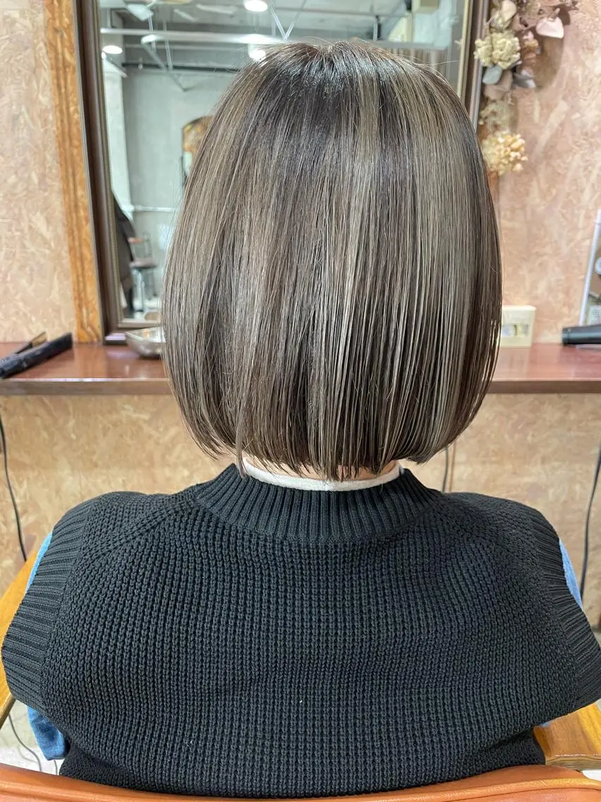ミディアム ハイライト カット ヘアカラー トリートメント ayane⭐️ボブ・ ショート・パーマのヘアスタイル