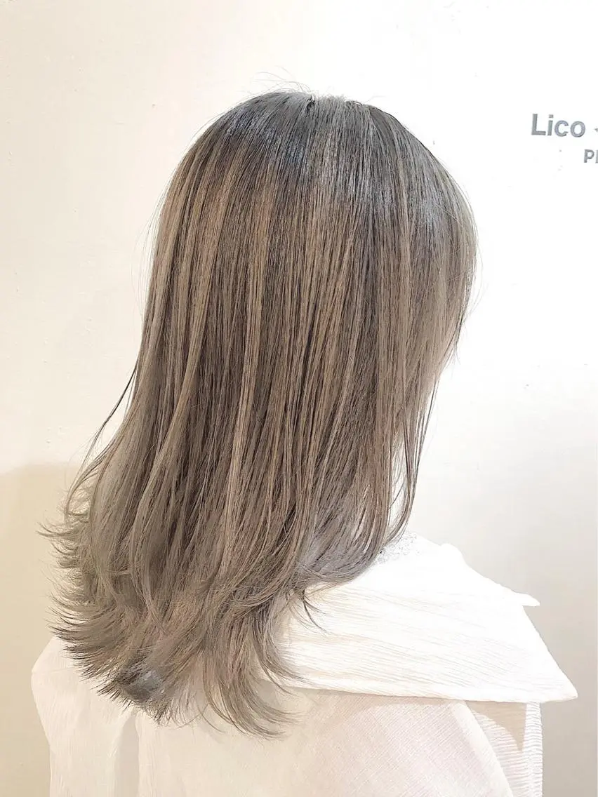 セミロング カラー stylist🎨 aye牧野莉香のヘアスタイル
