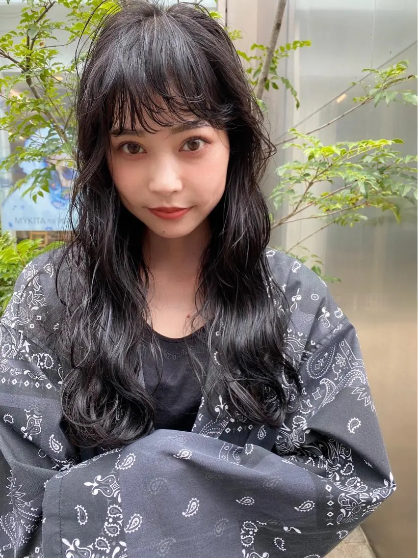 ロング カラー パーマ ヘアアレンジ メンズ キッズ ネイル マツエク・マツパ 🫧umu.🫧韓国 /レイヤーカットのヘアスタイル