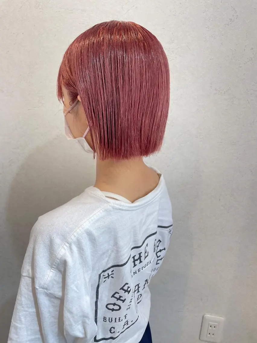 ショート カラー カット ヘアカラー トリートメント 安藤 佑衣のヘアスタイル
