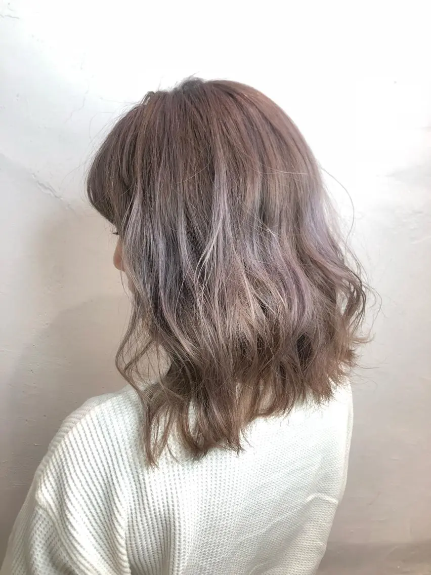 ミディアム カラー パーマ ヘアアレンジ メンズ まつげと眉 Meliaのマツエク・マツパデザイン