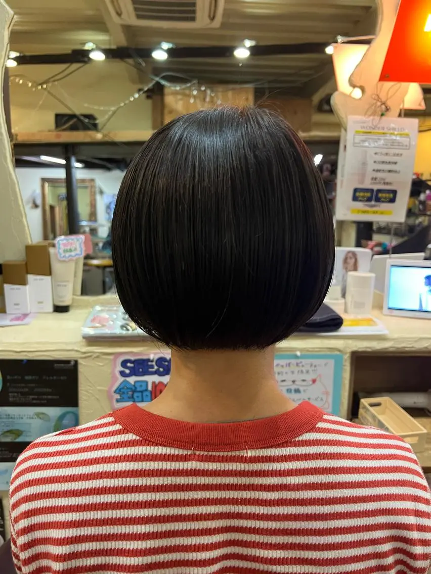 ショート カラー ボブ 「sumi」 AMIのヘアスタイル