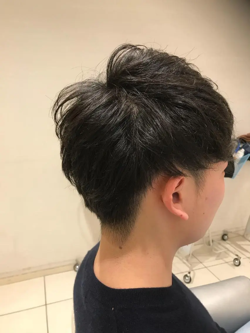 ショート カラー パーマ ヘアアレンジ メンズ キッズ ネイル マツエク・マツパ ツーブロック 刈り上げ メンズネイル カット EnBlesS西宮 マンツーマン神道有基のヘアスタイル