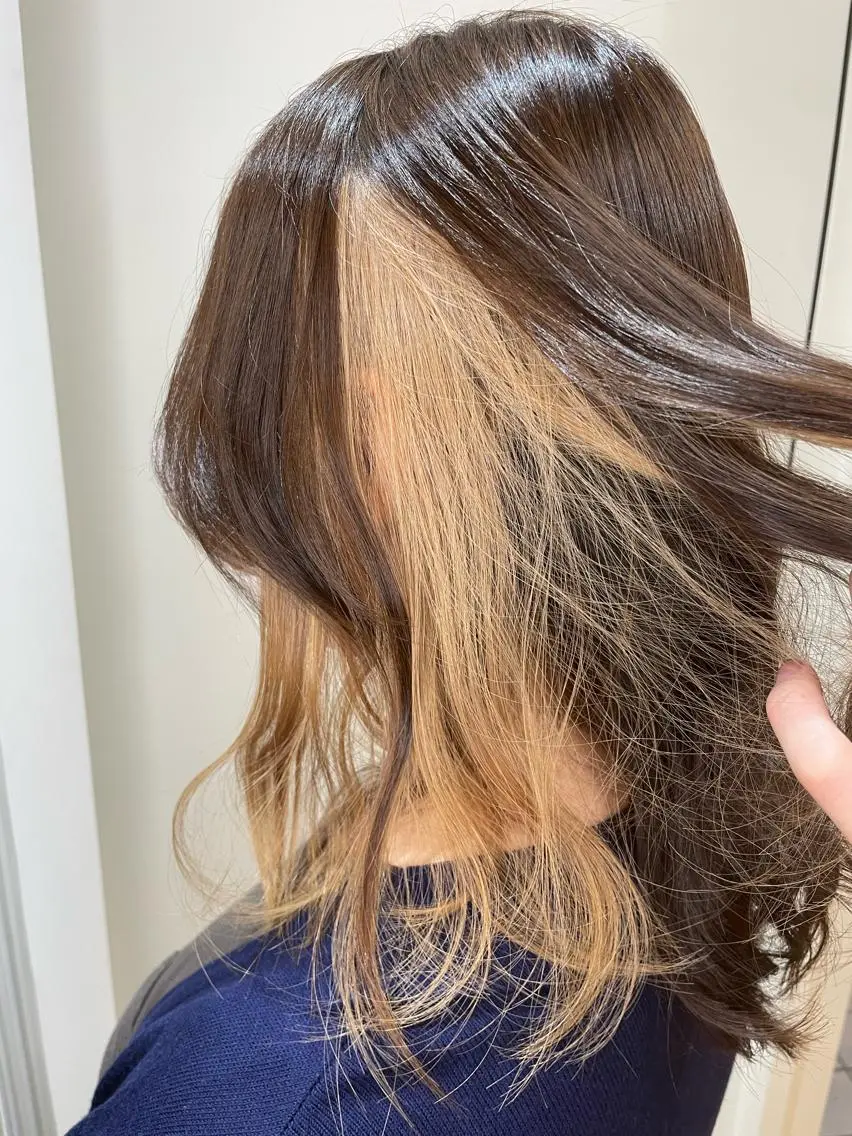 カラー ベージュカラー インナーカラー 中司 優樹のヘアスタイル