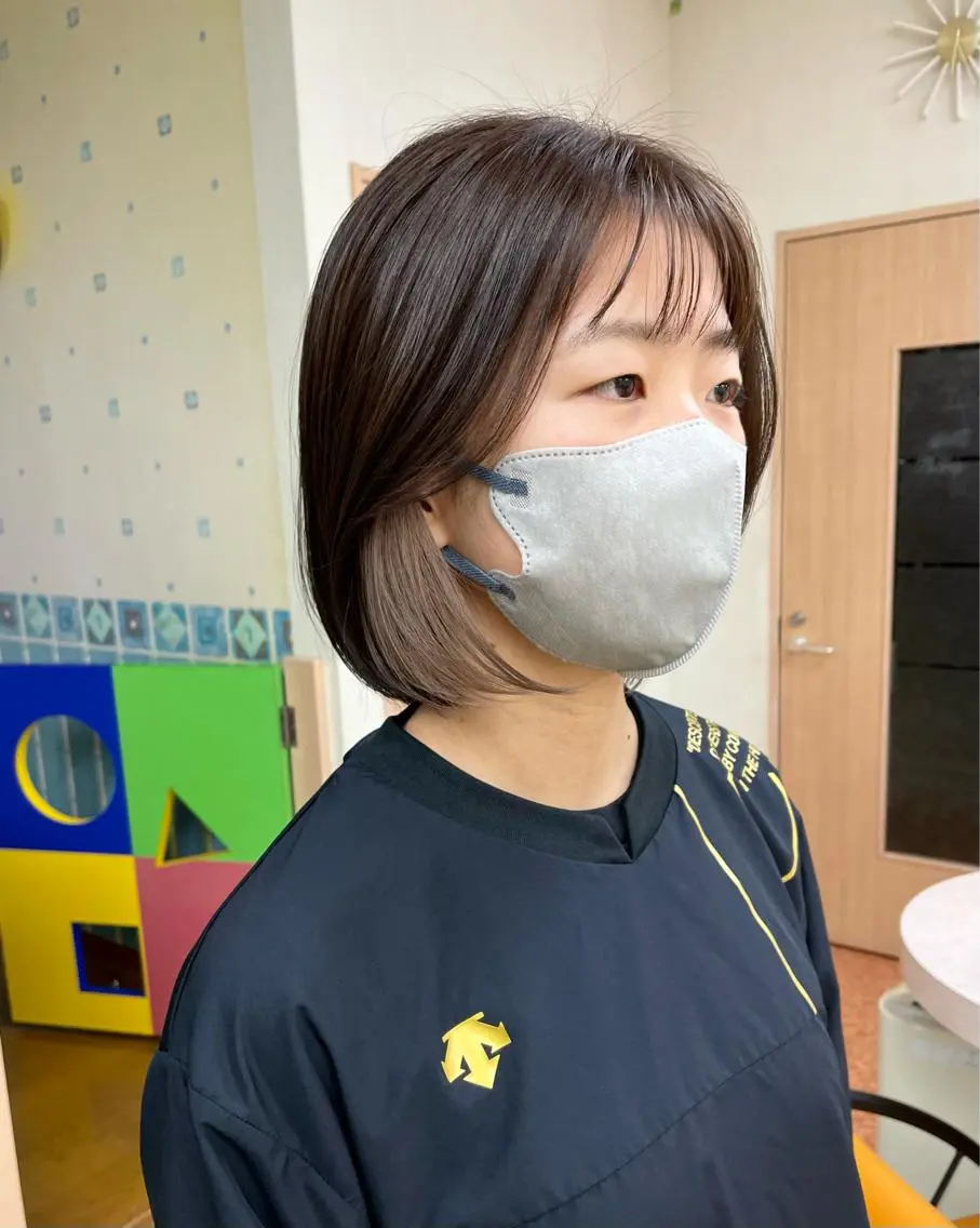 ショート カラー イヤリングカラー インナーカラー yui .のヘアスタイル