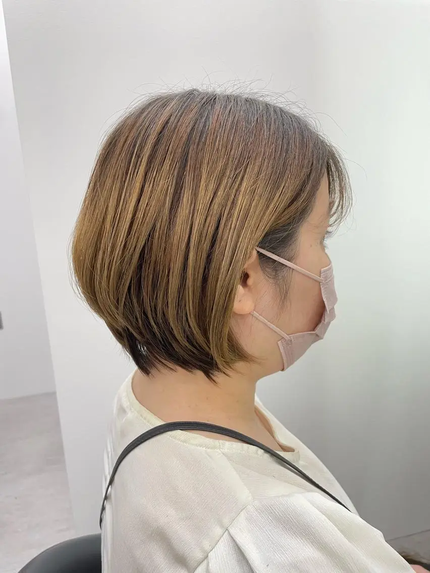 ショート ボブ 新村 華奈絵のヘアスタイル