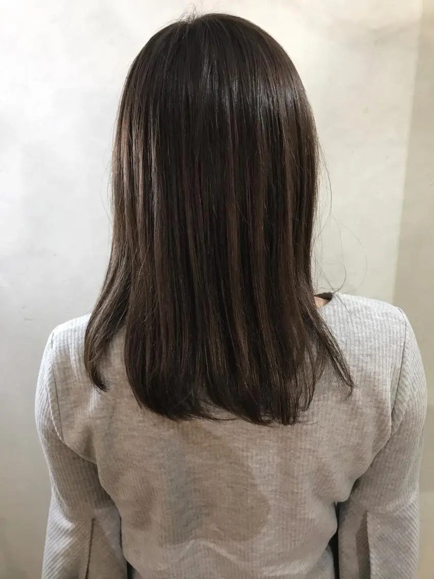 セミロング カラー アッシュ 💎髪質改善💎 デザイナーshinのヘアスタイル