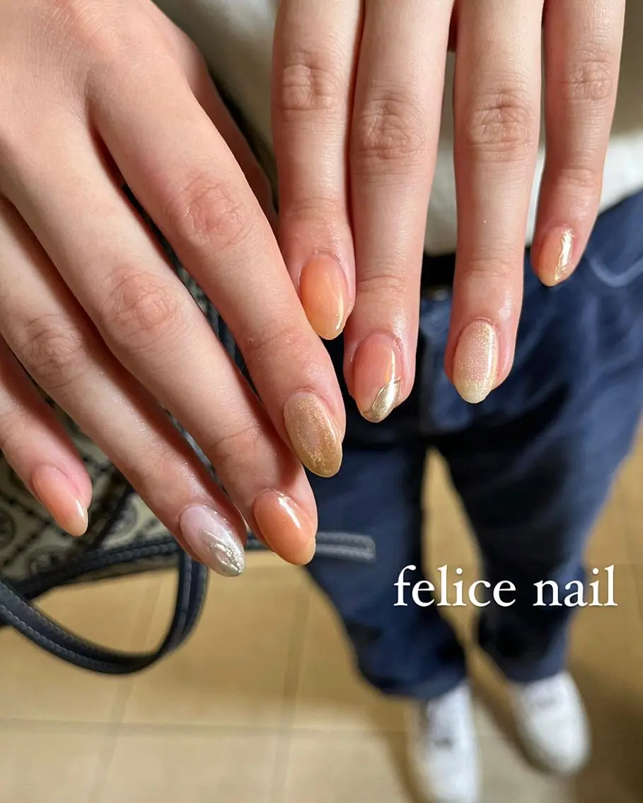 ネイル オーロラネイル ジェルネイル 氷ネイル・うるうるネイル マグネットネイル ニュアンスネイル felice nailのネイルデザイン
