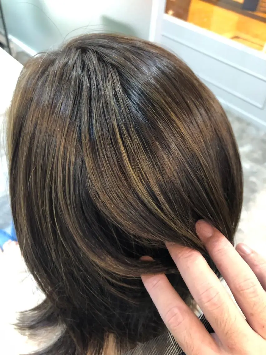 ミディアム カラー ハイライトカラー ハイライト カット ヘアカラー hair care ACRO店長　谷のヘアスタイル