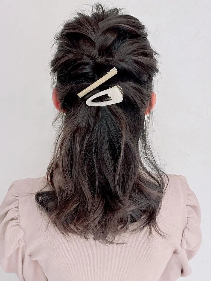 ミディアム ヘアアレンジ 🌿アロマヘアルーム 横浜店✂︎のヘアスタイル