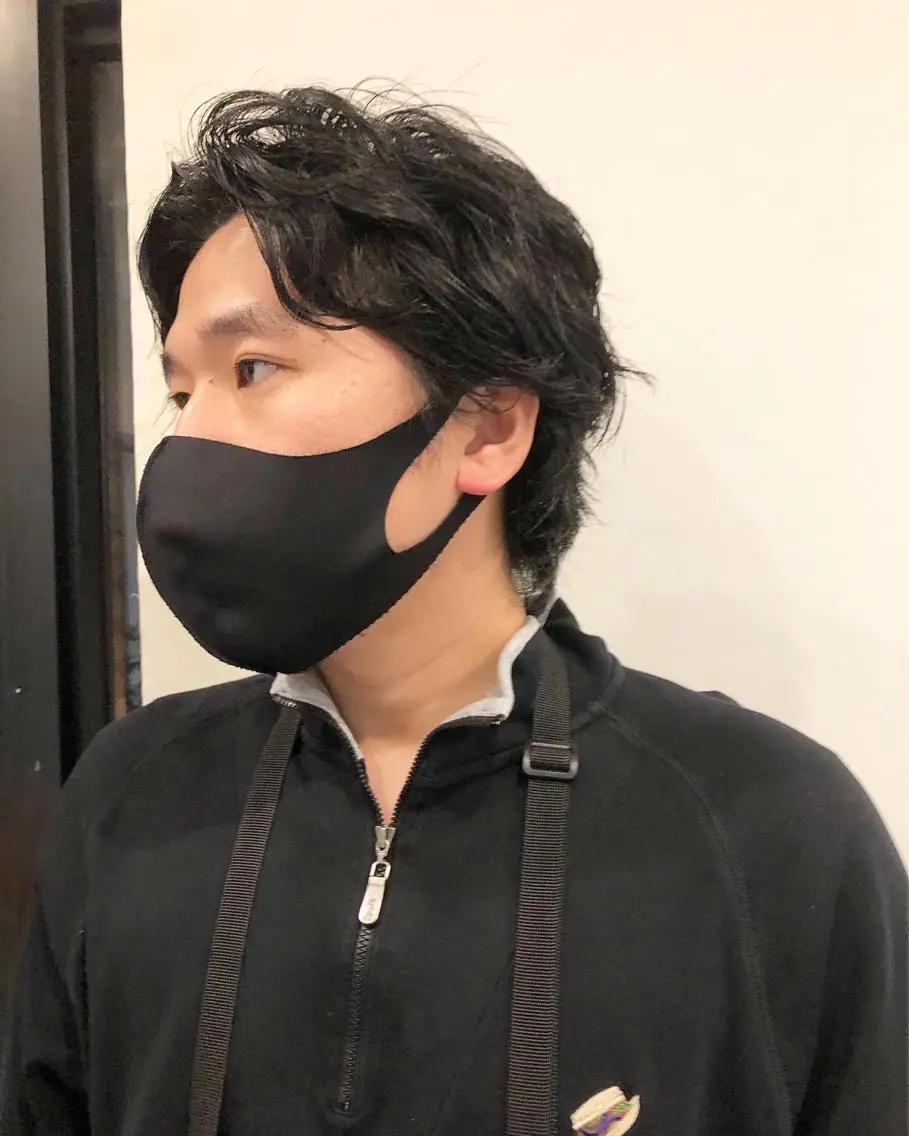 パーマ ヘアアレンジ メンズ センターパート メンズパーマ カット パーマ トリートメント ヘアセット メンズ特化✂️栗原 侑也のヘアスタイル