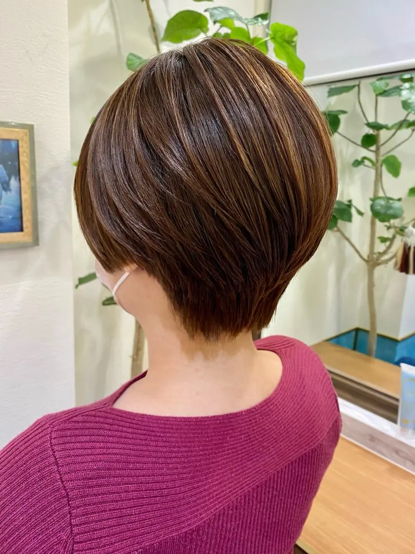 ショート カット トリートメント 顔周り/ブリーチなし /縮毛矯正🫧伊勢のヘアスタイル