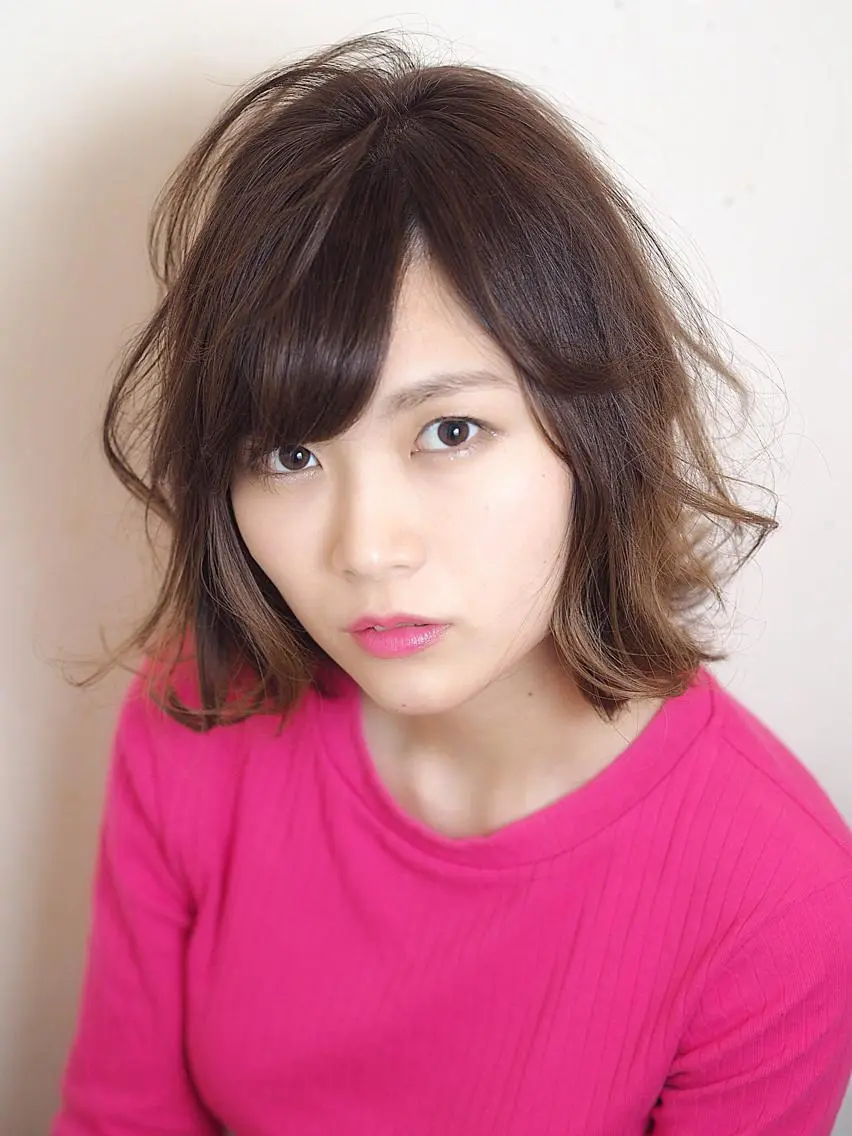 ショート カラー ヘアアレンジ ボブ 外ハネヘア 坂本 直樹のヘアスタイル