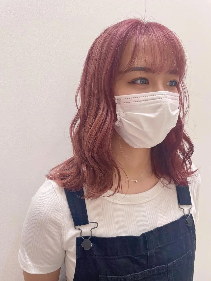 カラー ブリーチ 河野いずみ レイヤー/ボブ 🤍のヘアスタイル