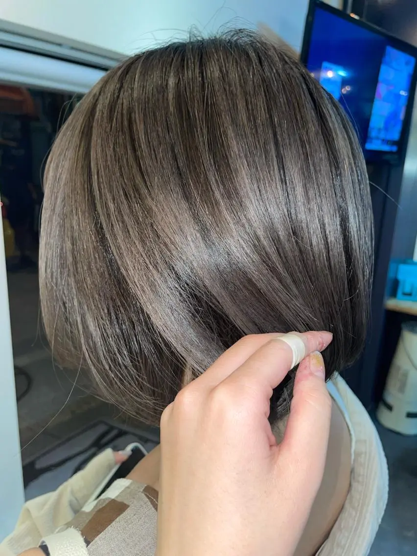 ショート カラー ヘアカラー イマイ リサのヘアスタイル