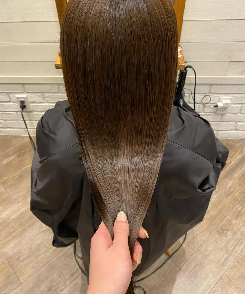 ロング カラー ベージュカラー 透明感カラー シルバー シルバーベージュ 🌟アレンジが似合う カラー🌟Rumiのヘアスタイル