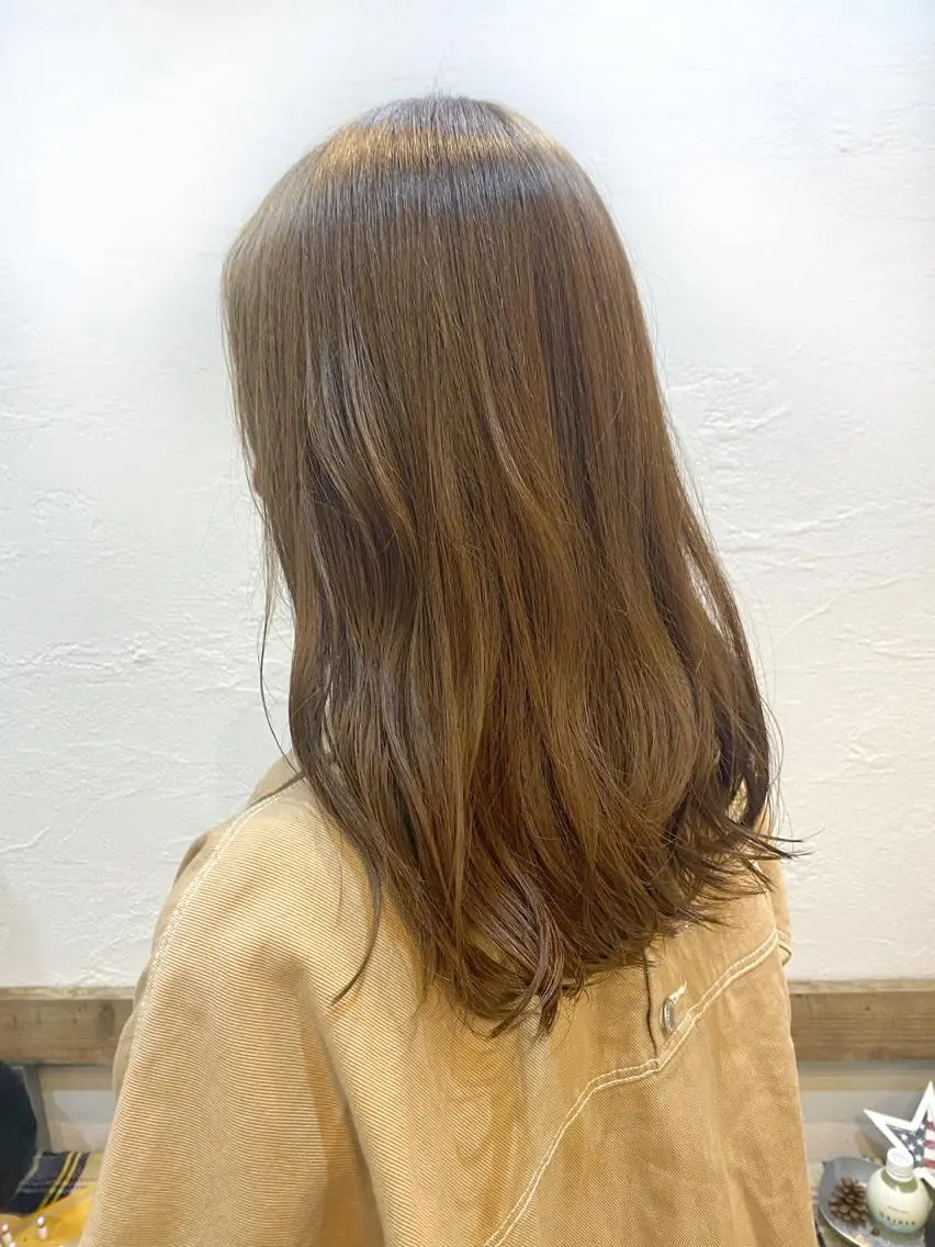 ロング カラー ベージュカラー ブリーチ 透明感カラー ブリーチなしカラー 学生 カット ヘアカラー トリートメント 韓国ヘア☁️ mitsukiのヘアスタイル