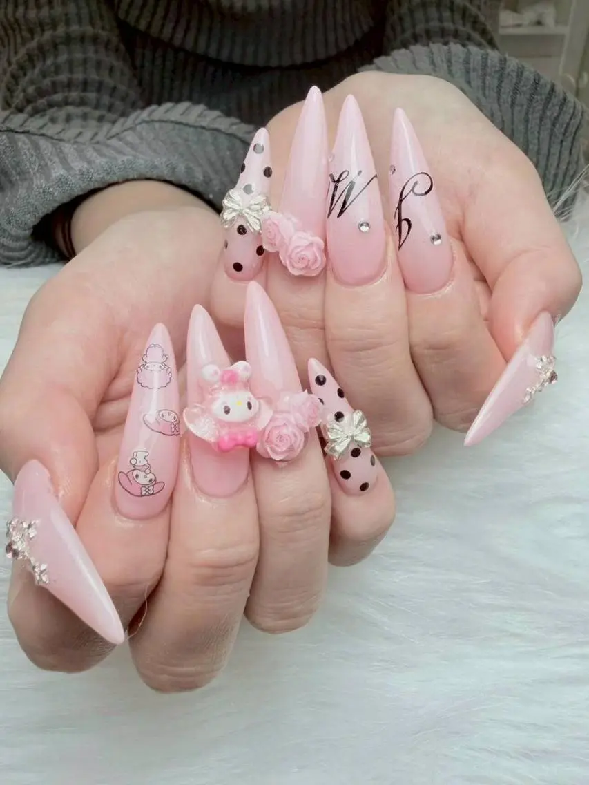 ネイル 持ち込み ハンドネイル Bijou by Mihana.*♱のネイルデザイン