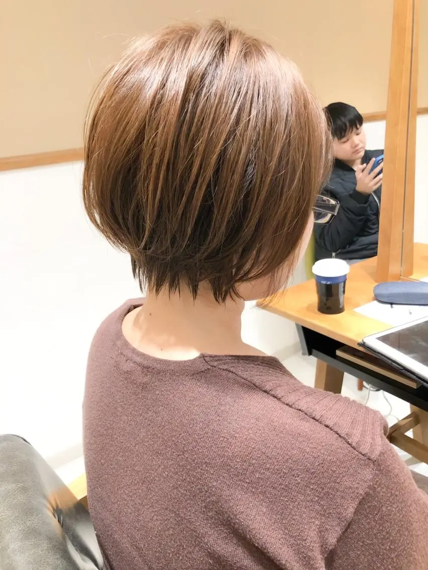 ショート カラー 🌟イメチェン美容師 🌟清水 大輝のヘアスタイル