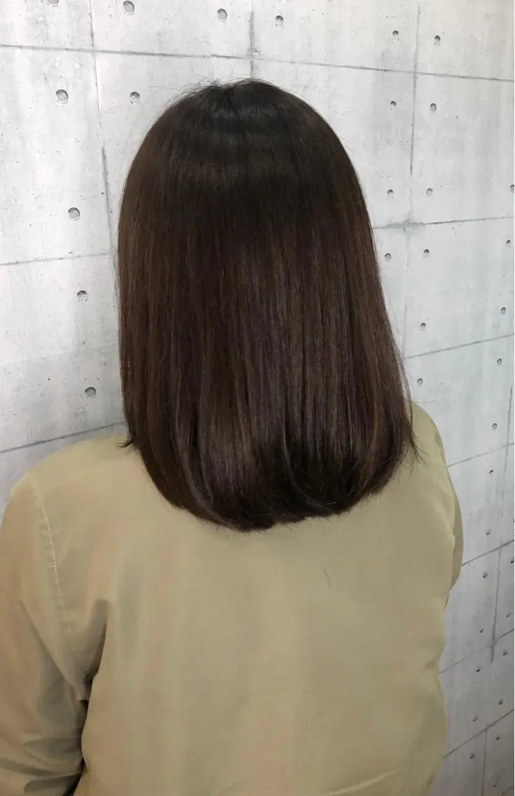 セミロング カラー アッシュ カット ヘアカラー トリートメント 金沢 広美のヘアスタイル