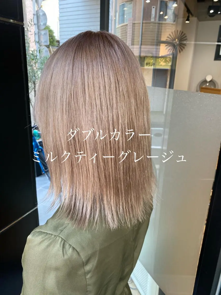 セミロング カラー ベージュカラー ブリーチ ダブルカラー グレージュ ミルクティーベージュ カット パーマ トリートメント ハイトーン/カラー/ 用賀/稲若健太郎のヘアスタイル