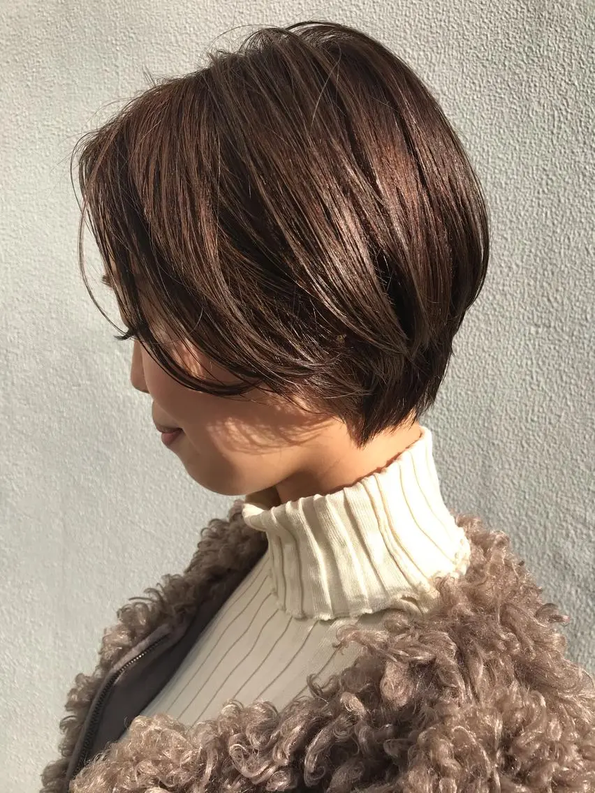 ショート ハンサムショート ショートヘア カット ヘアカラー 縮毛矯正 トリートメント ayane⭐️ボブ・ ショート・パーマのヘアスタイル