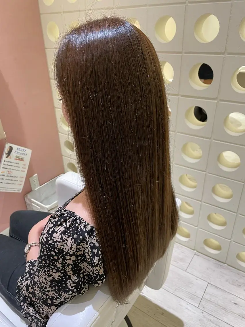 ロング カラー ブリーチ グレージュ ブリーチなしカラー オリーブグレージュ オリーブグレー 【COCO美】木下 翔のヘアスタイル