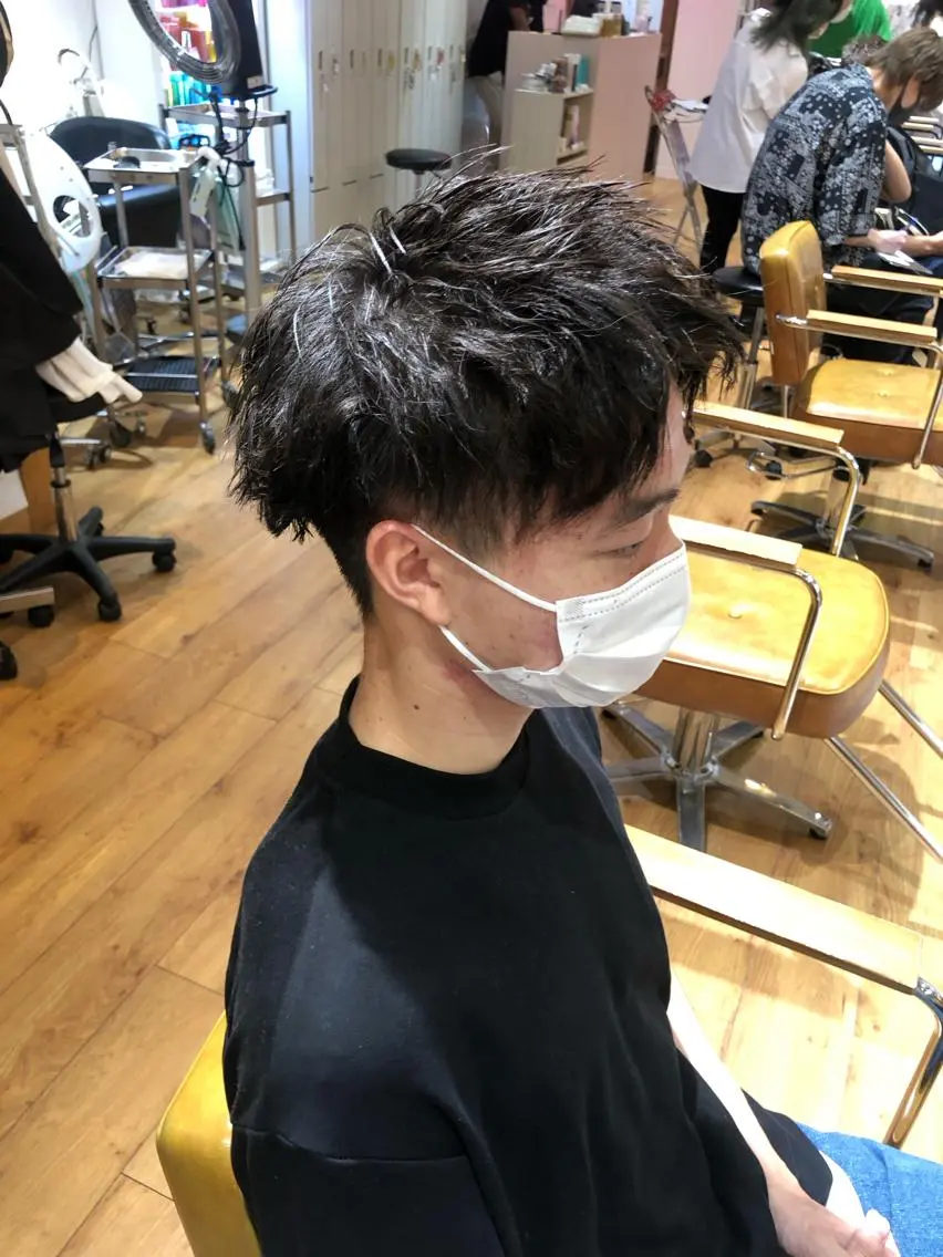 ショート パーマ メンズ カット パーマ 【ブリーチ無しW】 【暗髪&暖色系】圭真のヘアスタイル