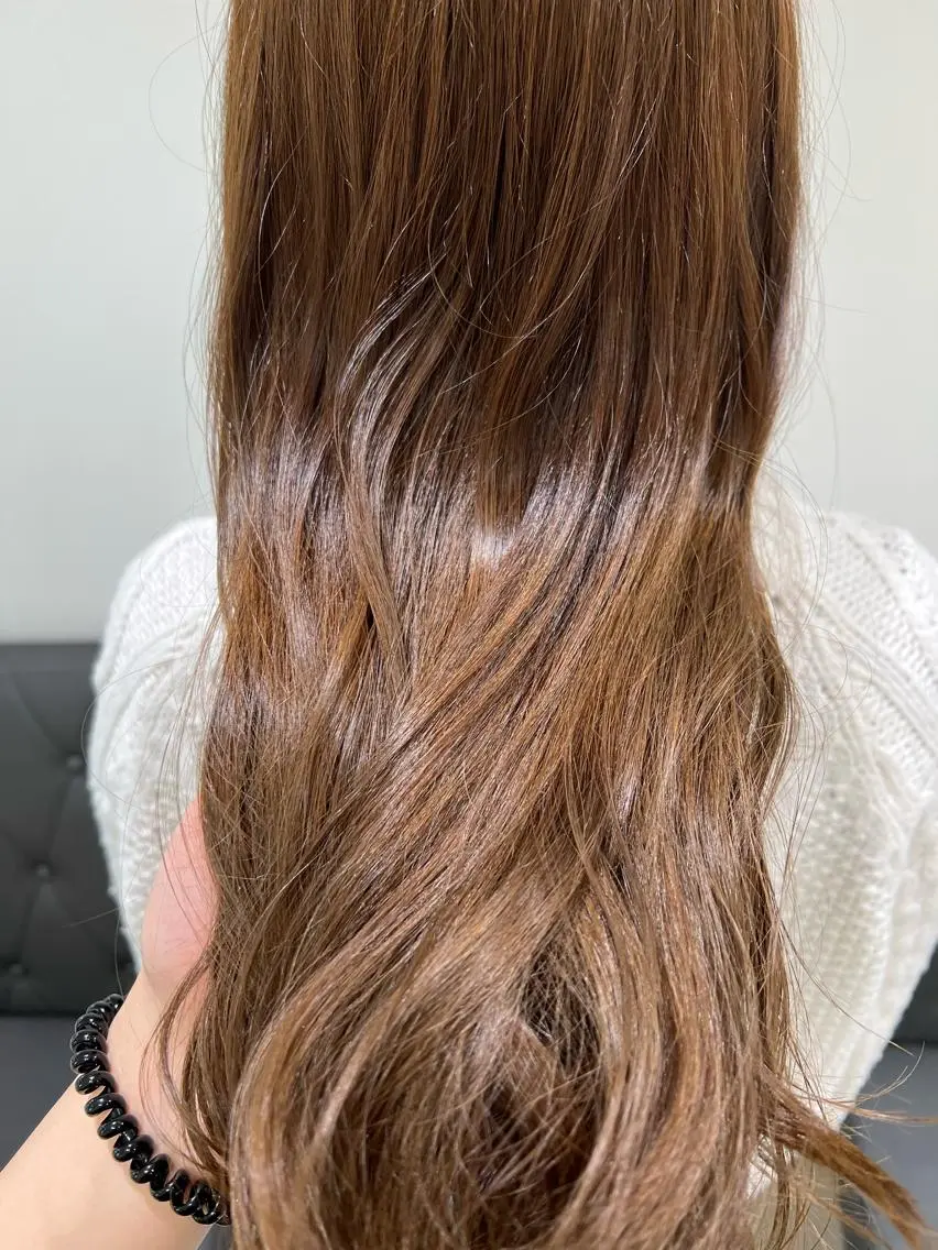 ロング カラー ベージュカラー ヘアカラー トリートメント 【暖色カラー特化】 中山由梨のヘアスタイル