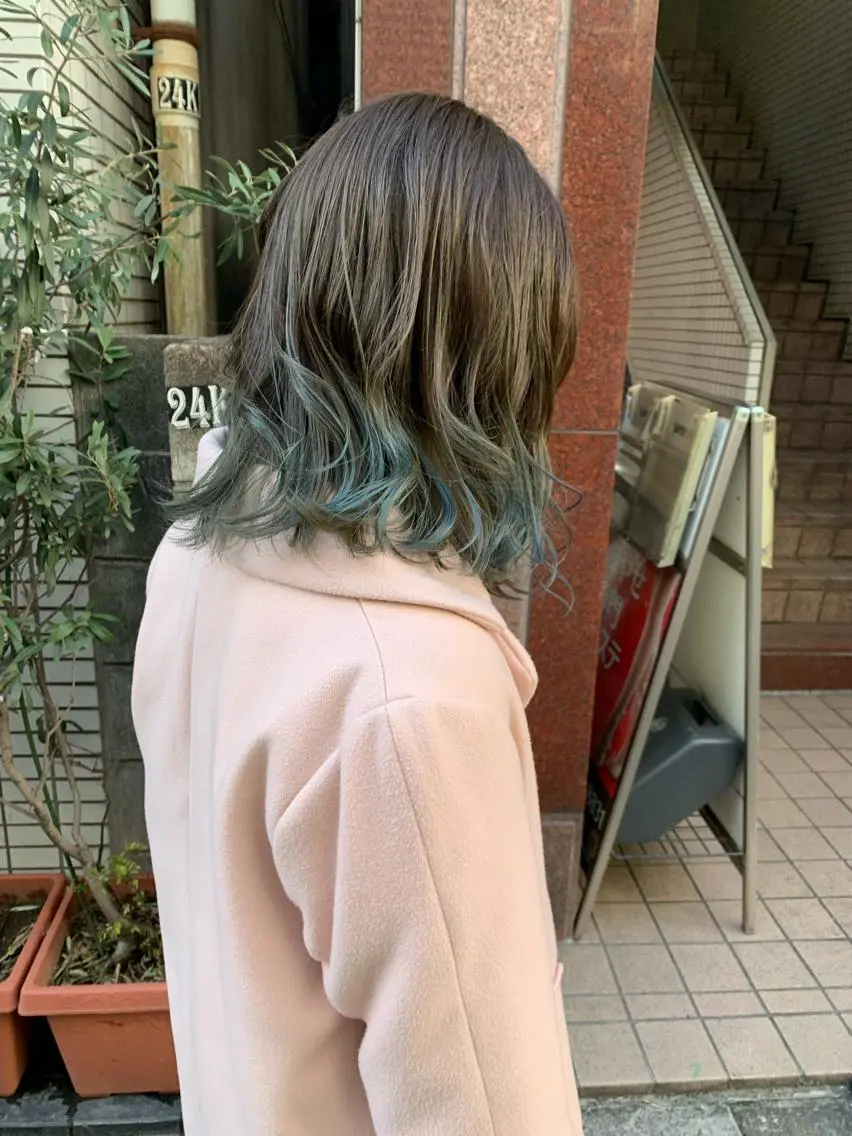 ミディアム カラー ヘアアレンジ グラデーションカラー 🫧透明感カラー/ ボブ/小笠原汐海🪽のヘアスタイル