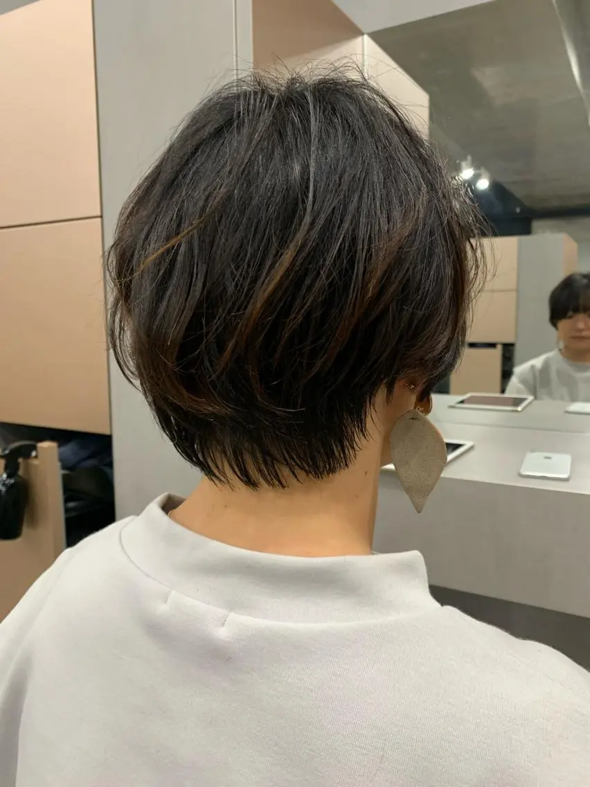 ショート カラー ボブパーマコテ巻き風 パーマNo1深江秀平のヘアスタイル