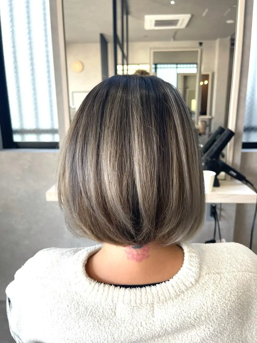 ミディアム カラー ヘアカラー 一ノ瀬 暁のヘアスタイル