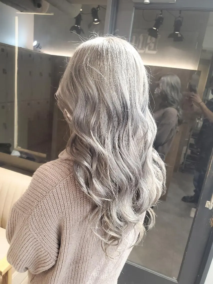 ロング カット ヘアカラー トリートメント ✨本日空きあります✨ 遠田コウヘイ🌟のヘアスタイル