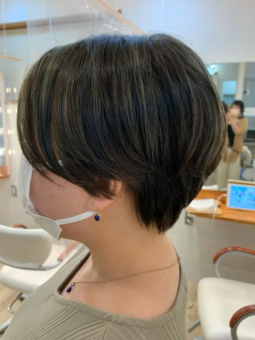 ショート アッシュ ハイライト ショートヘア お得なクーポン掲載▼ 🌷三國祐美🌷のヘアスタイル
