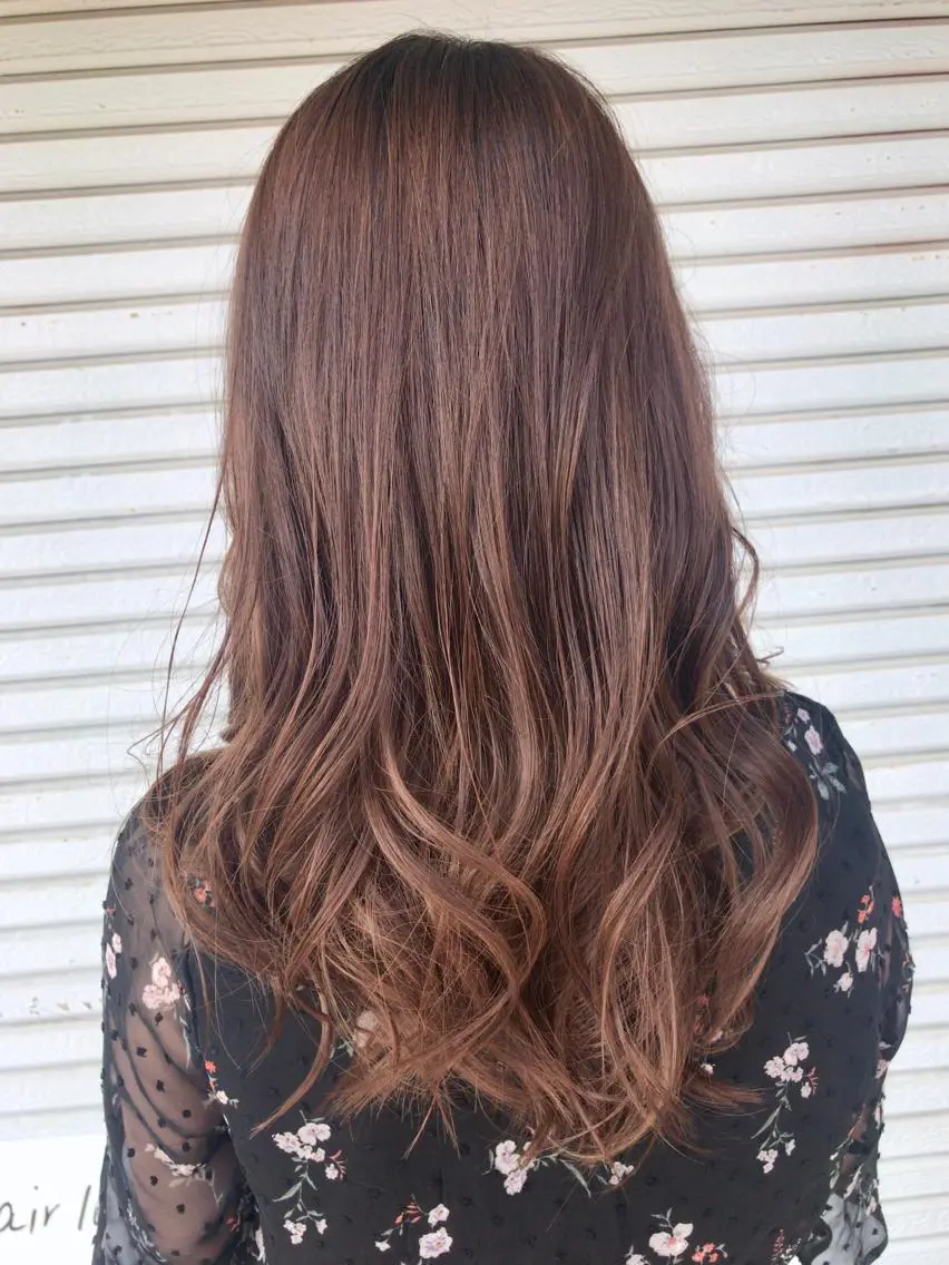 セミロング カラー レイヤーカット匠 イソザキノリユキのヘアスタイル