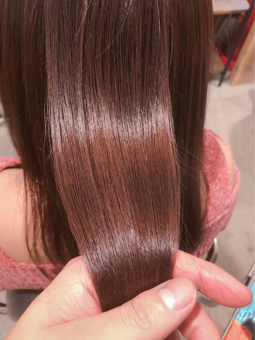セミロング 【艶髪職人】石井啓輝 代表のヘアスタイル
