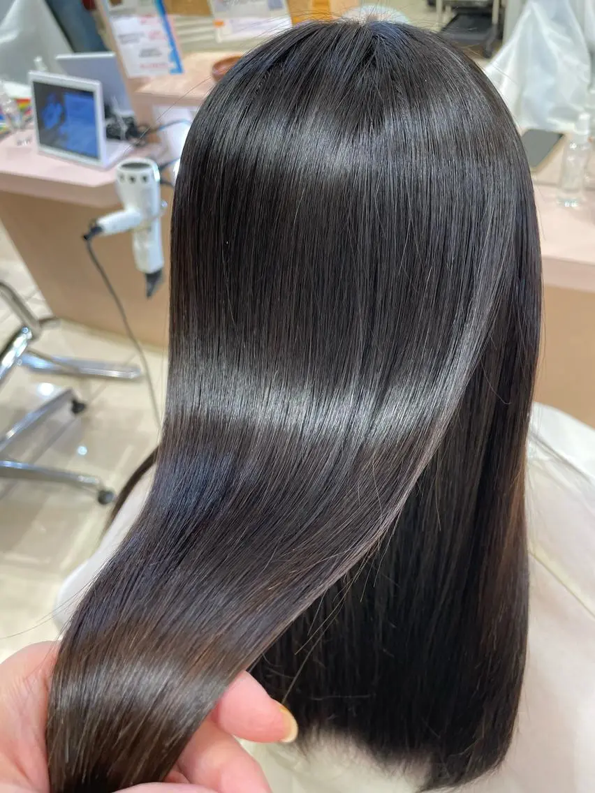 ロング ✂️艶髪師 MAHO✂️のヘアスタイル