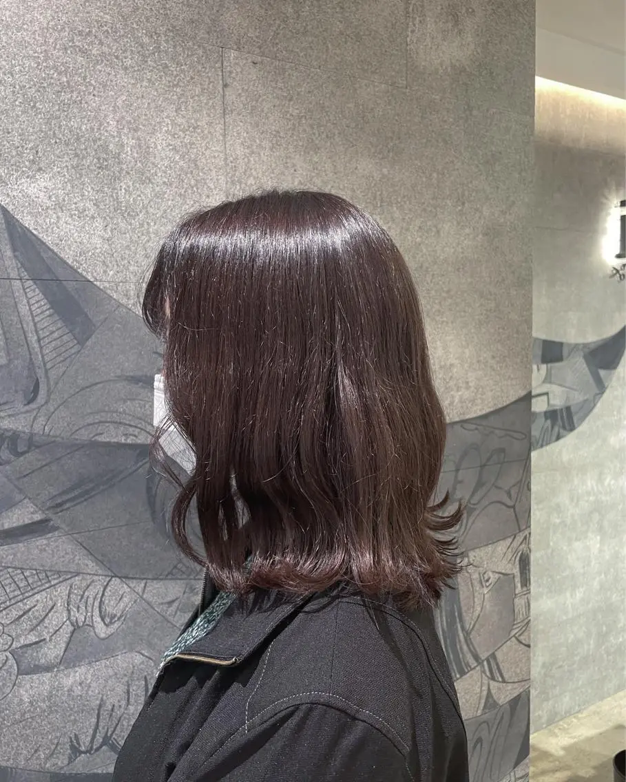 ミディアム カラー カット ヘアカラー NATSUMI 🐻❄️🤍のヘアスタイル