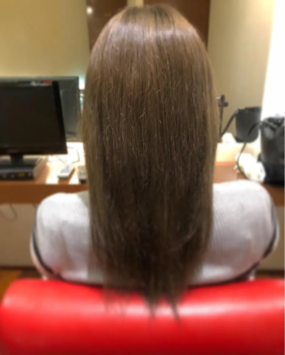 ロング カラー 松永 果菜のヘアスタイル
