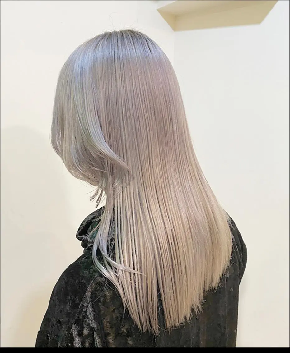 ロング カラー パーマ ヘアアレンジ メンズ キッズ ネイル マツエク・マツパ メンズブリーチ メンズウルフカット ブリーチ ダブルカラー シルバー ヘアカラー 🌈デザインヘア職人 Kaede🌈のヘアスタイル
